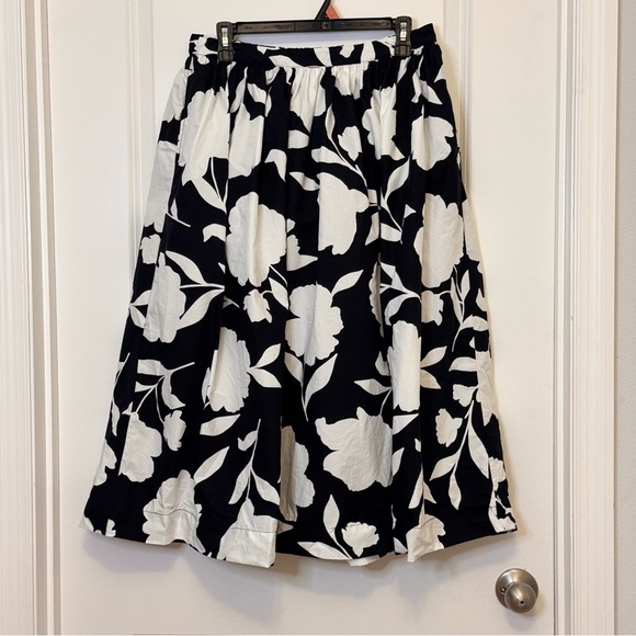 kate spade Dresses & Skirts - Kate Spade Black and White Floral Midi Skirt
